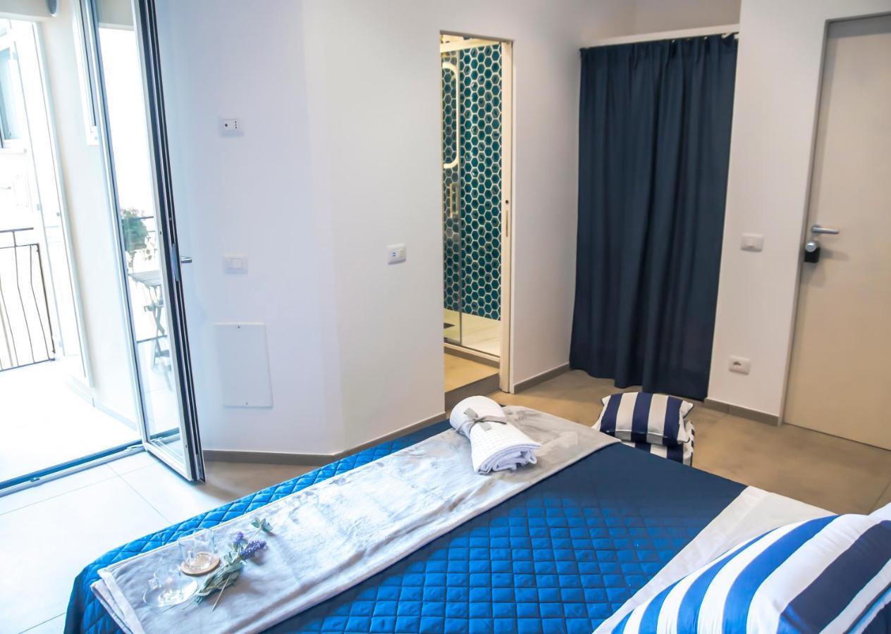 Riflessi Damare Room & Apartment Salerno Zewnętrze zdjęcie